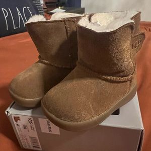 Baby Uggs